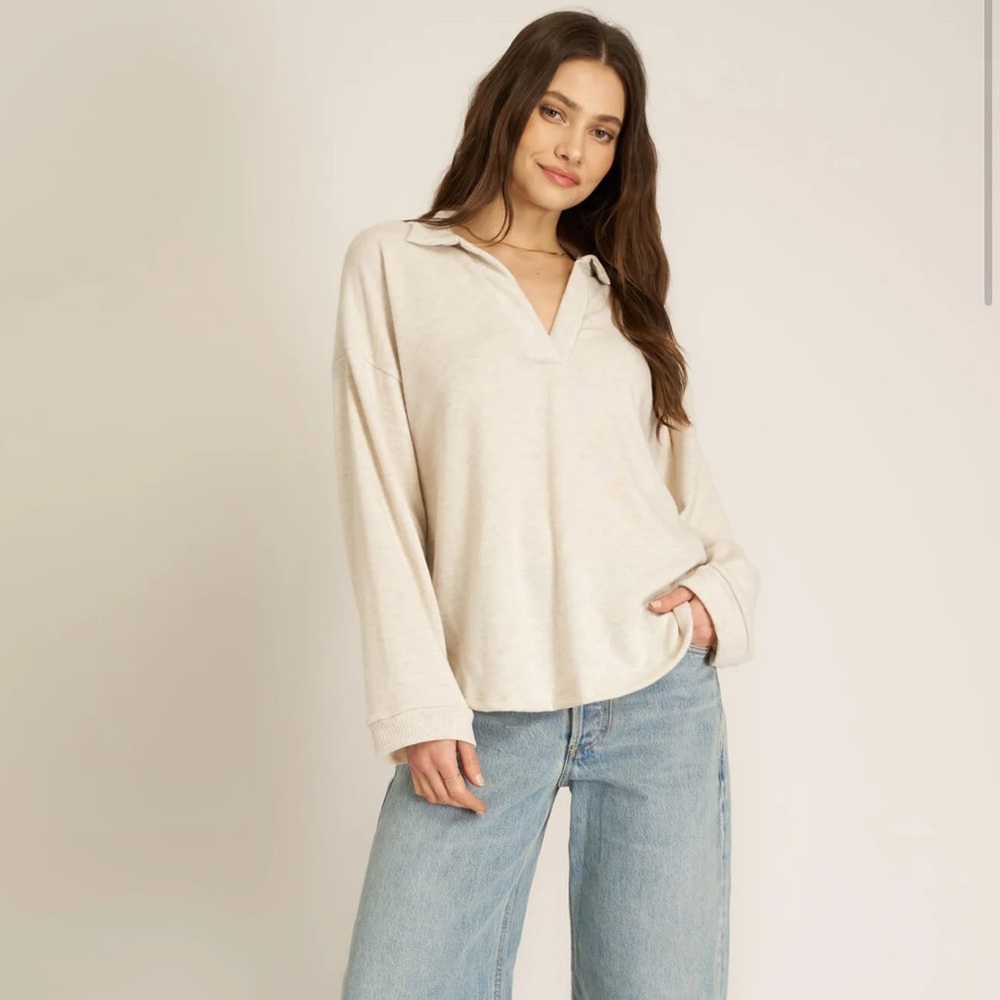 Chiara Cozy Collared Pullover - Camel